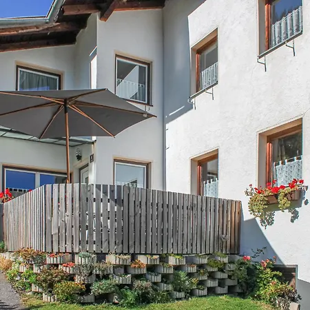 S' Tobiasa Prázdninový dům *